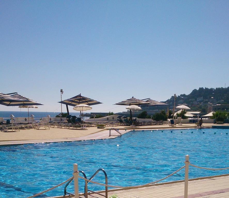 La Marsa Vacances Mondello Exterior photo